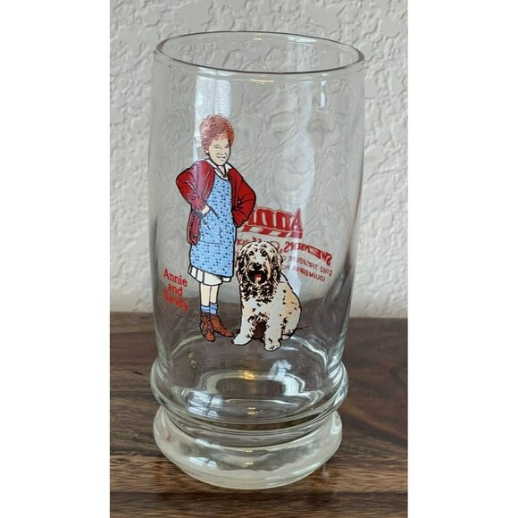 1982 Vintage Swensen's Collector Glass Annie and Sandy - Picture 1 of 5